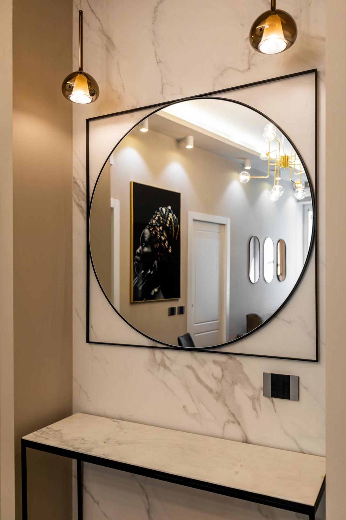 Duomo Elegant Apartment มิลาน ภายนอก รูปภาพ